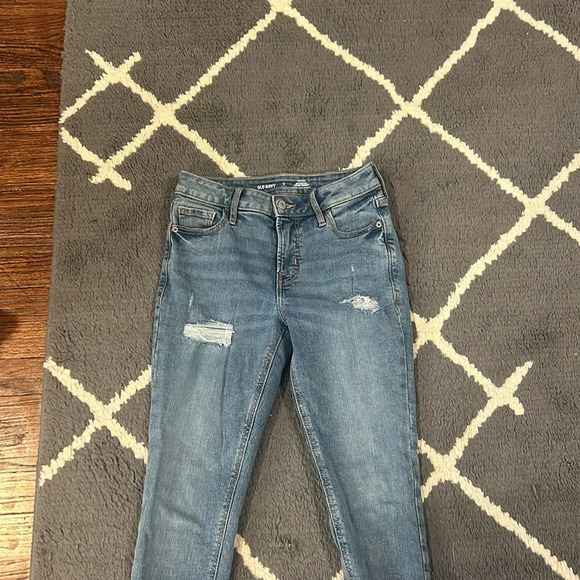 Old Navy High Rise Rockstar Super Skinny Jeans - Picture 2 of 4